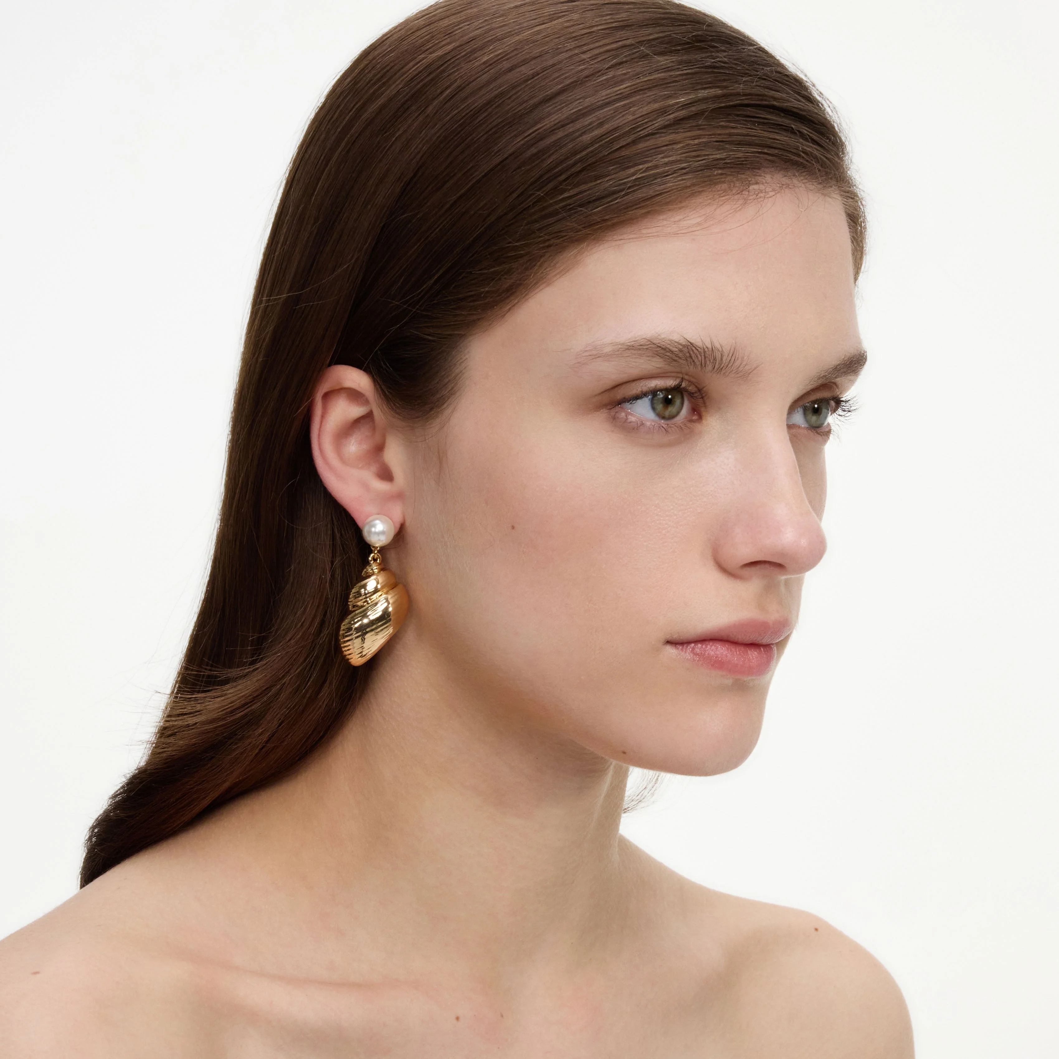 Pearl Gold Shell Earrings - Image 2