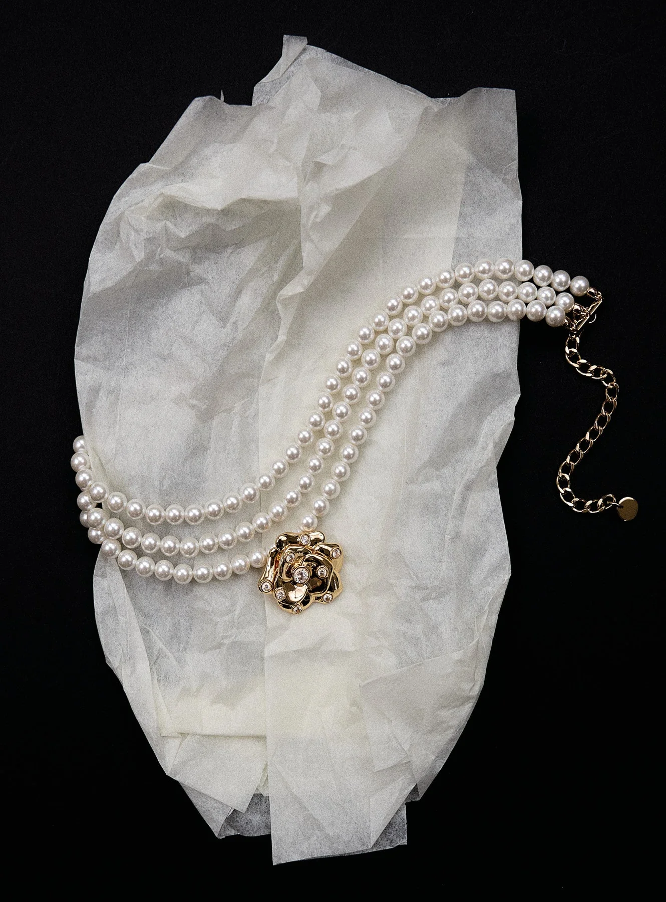 Gold Flower Pearl Choker - Image 4