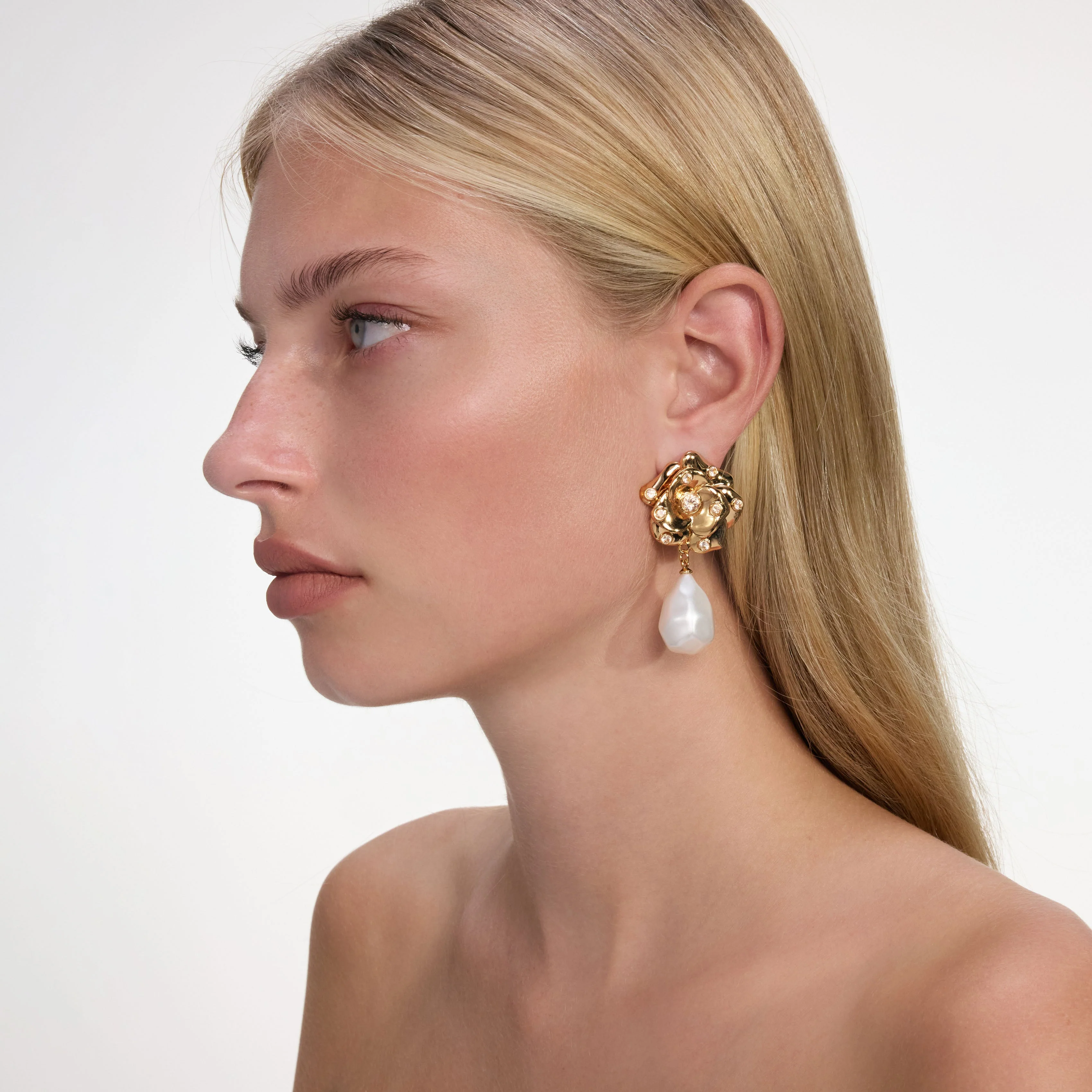 Gold Flower Pearl Earrings - Image 2