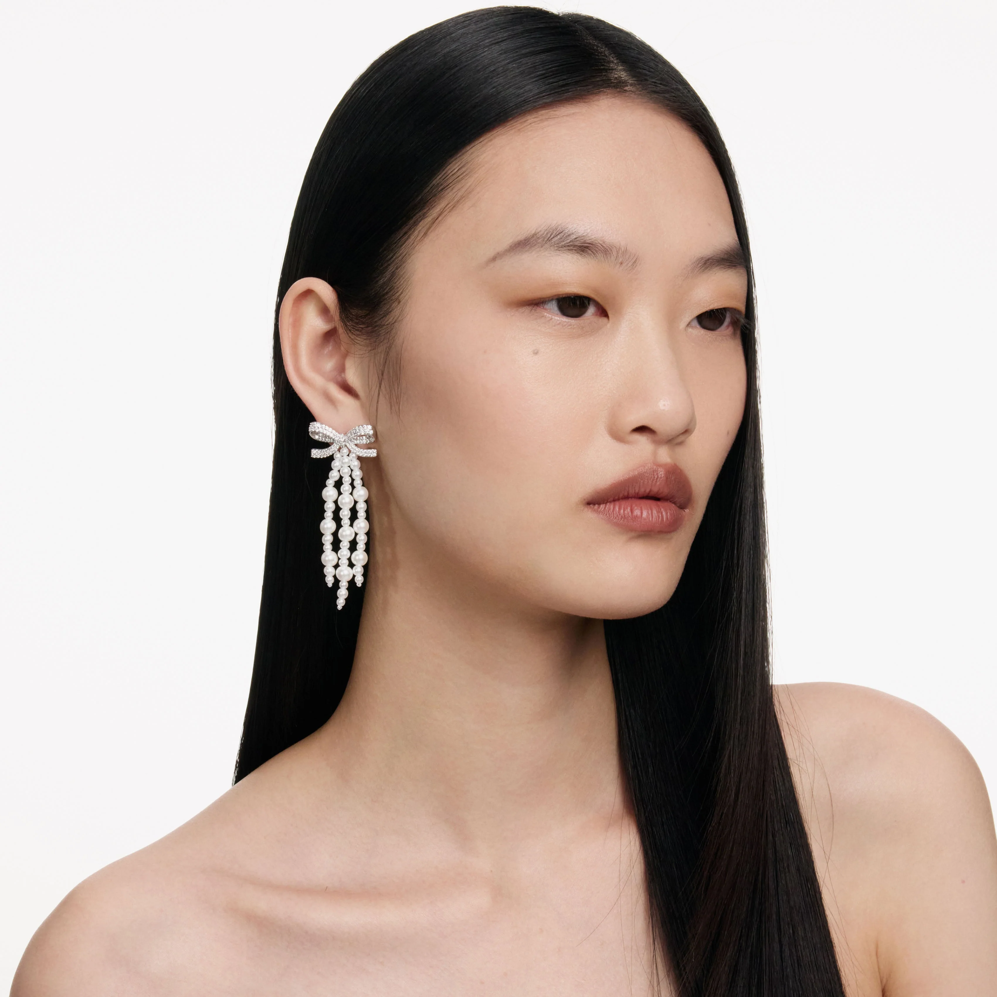 Bow Pearl Waterfall Earrings - Image 2