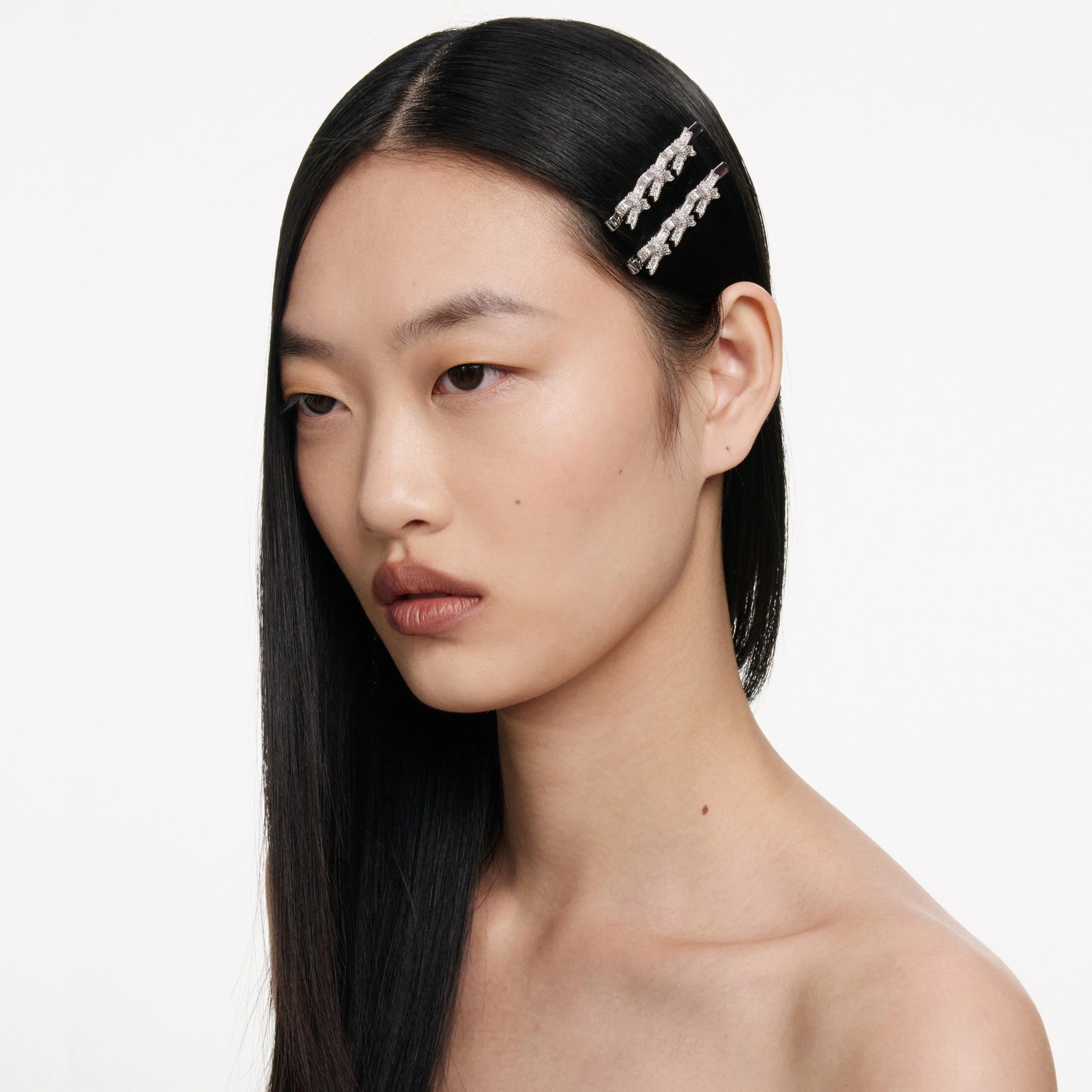 Crystal Bow Hair Slides - Image 4