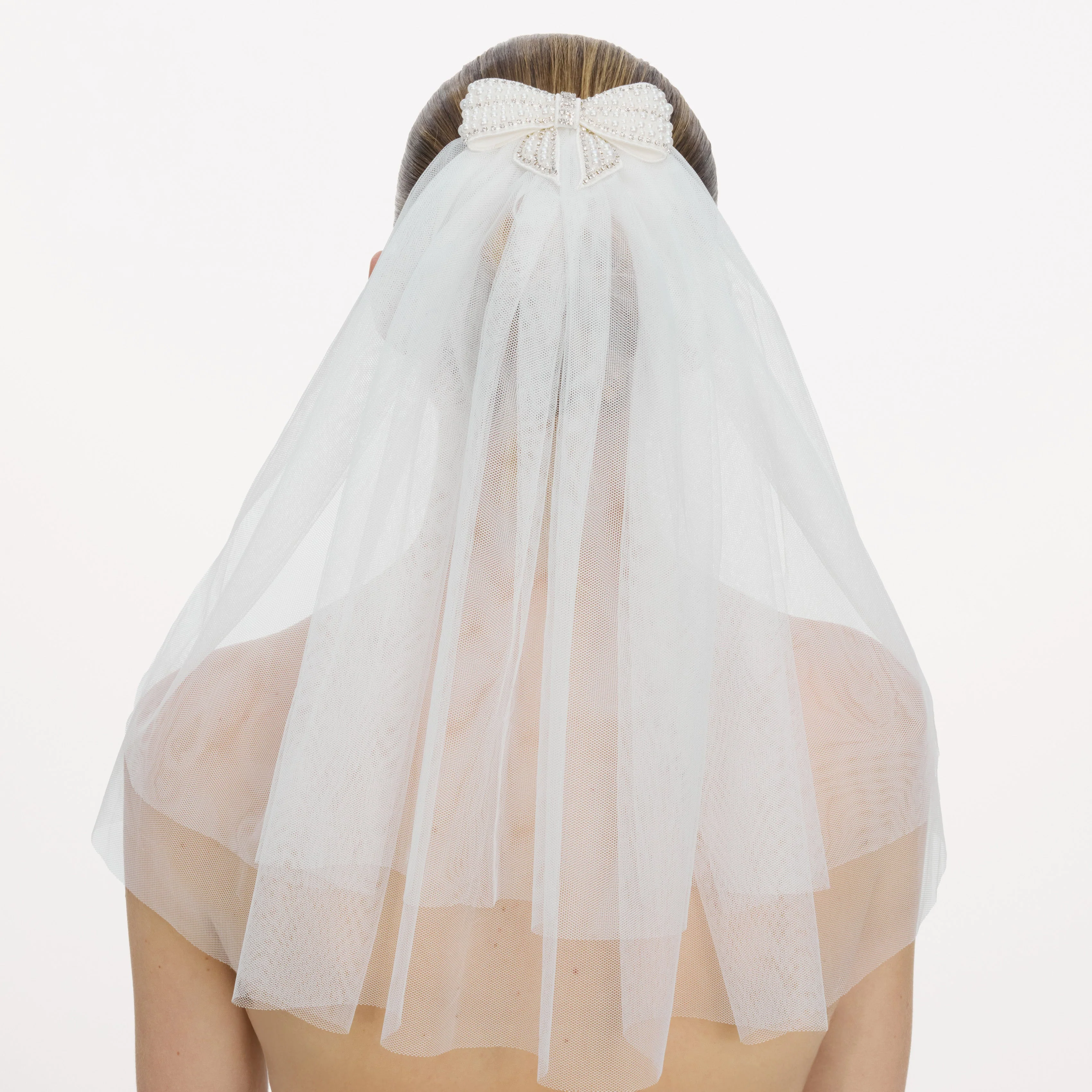Embellished Bow Veil - Image 2